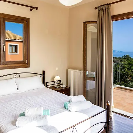 Kefalonia Sunshine Villa *